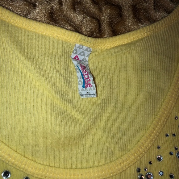 Bling yellow tank - Picture 4 of 8